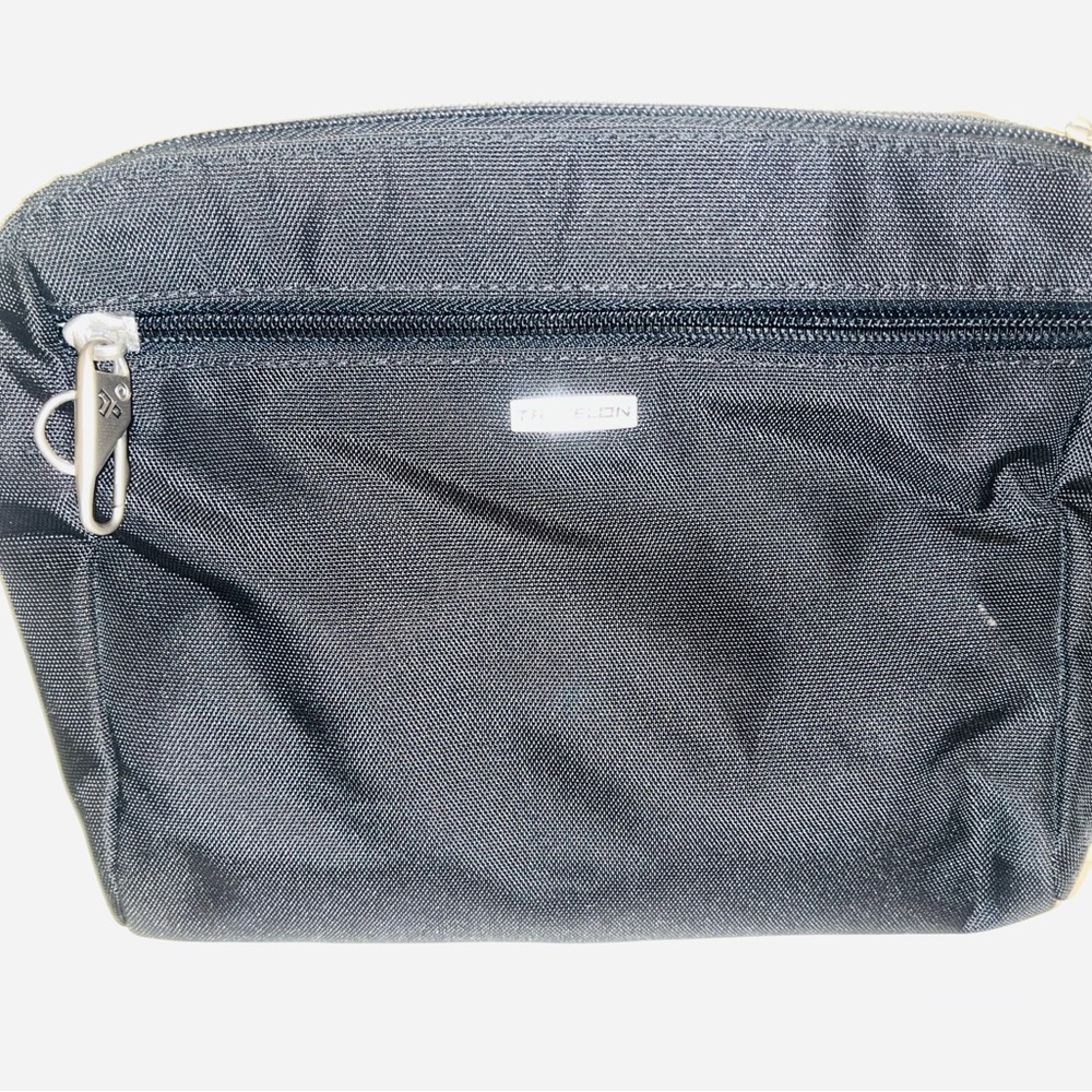 Travelon Black Crossbody Bag